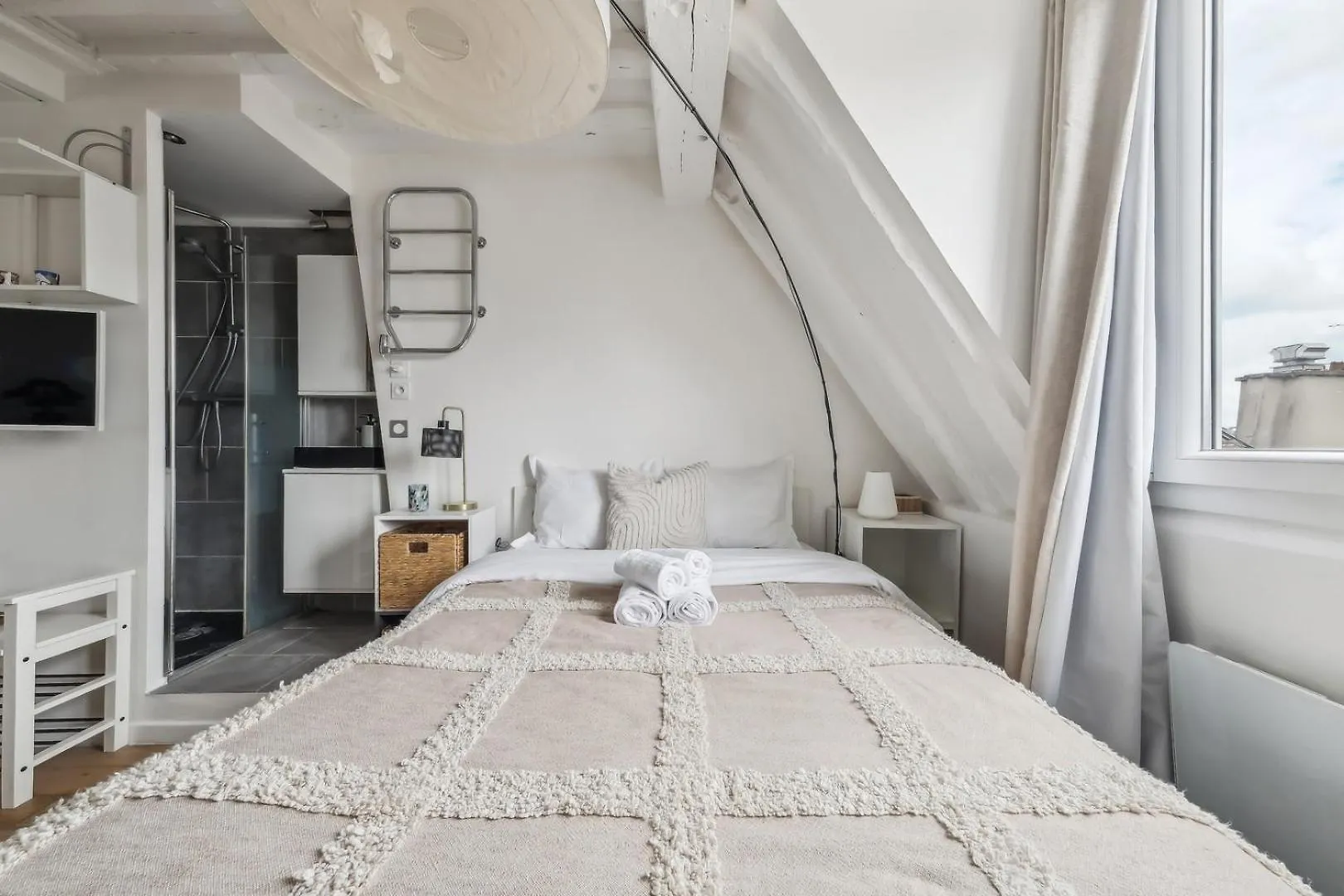 פריז Bnbnook - Chic Studio - Steps From Les Halles & The Louvre